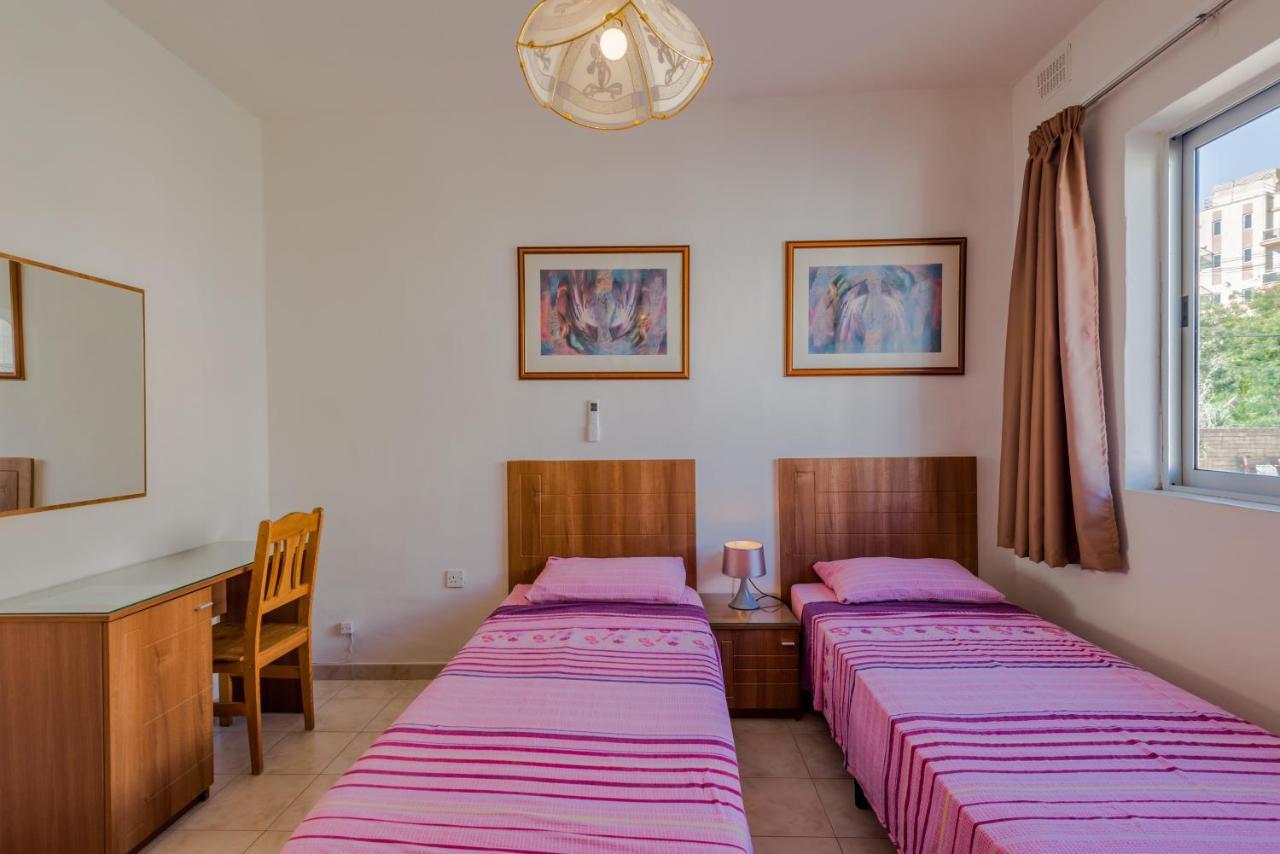 Bayview 2 Bedroom Seaview Apartment With Large Terrace With Panoramic Views - By Getawaysmalta St. Paul's Bay Exterior foto